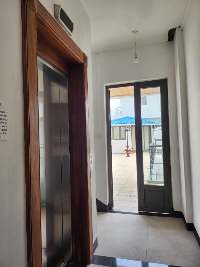 Appart T2 Piscine Et Fitness Grand Baie Exterior foto