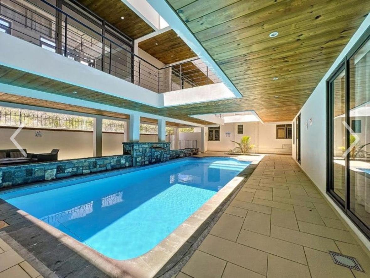 Appart T2 Piscine Et Fitness Grand Baie Exterior foto